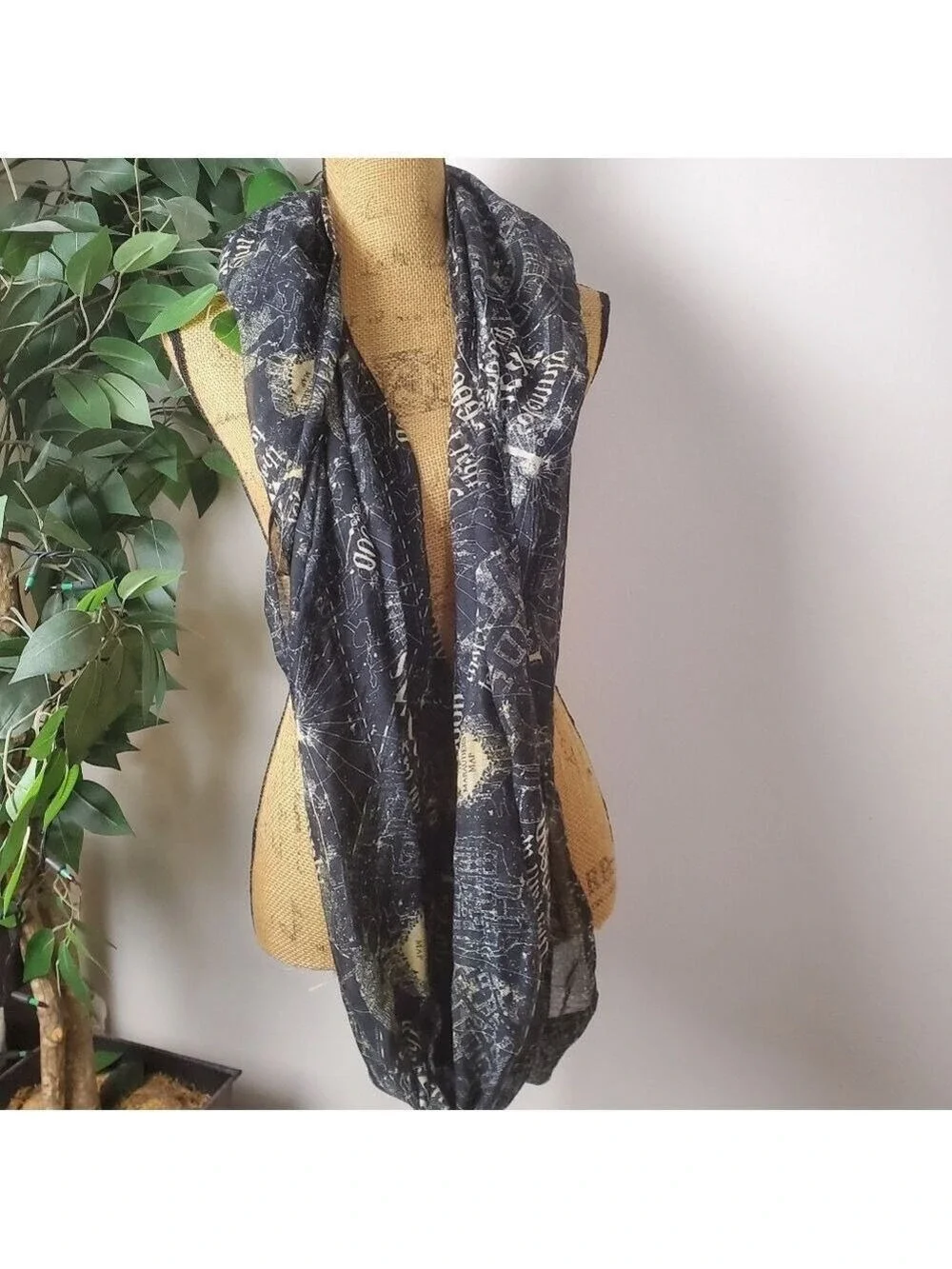Harry Potter Infinity Scarf Marauders Map Black Gold